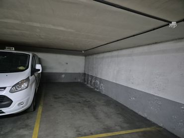 Individual amb ascensor en venda a Calle de Antonio de Leyva 76