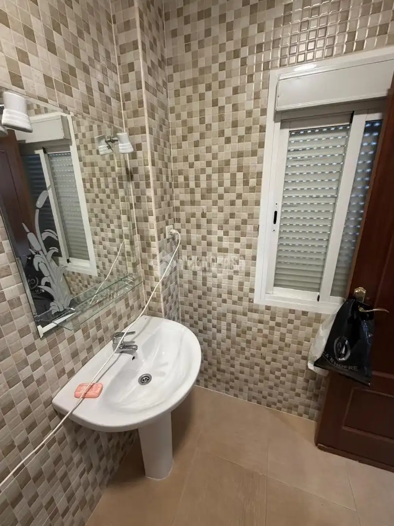 Badezimmer von Haus oder Chalet zum Verkauf in Lucena mit Möbliert