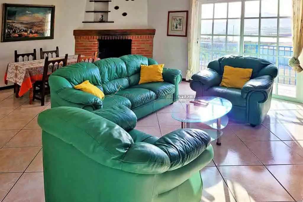 Sala de estar de Casa o chalet en venta en Arona con Terraza y Amueblado