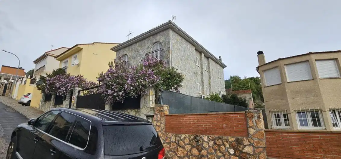 Vista exterior de Casa o chalet en venta en Loeches