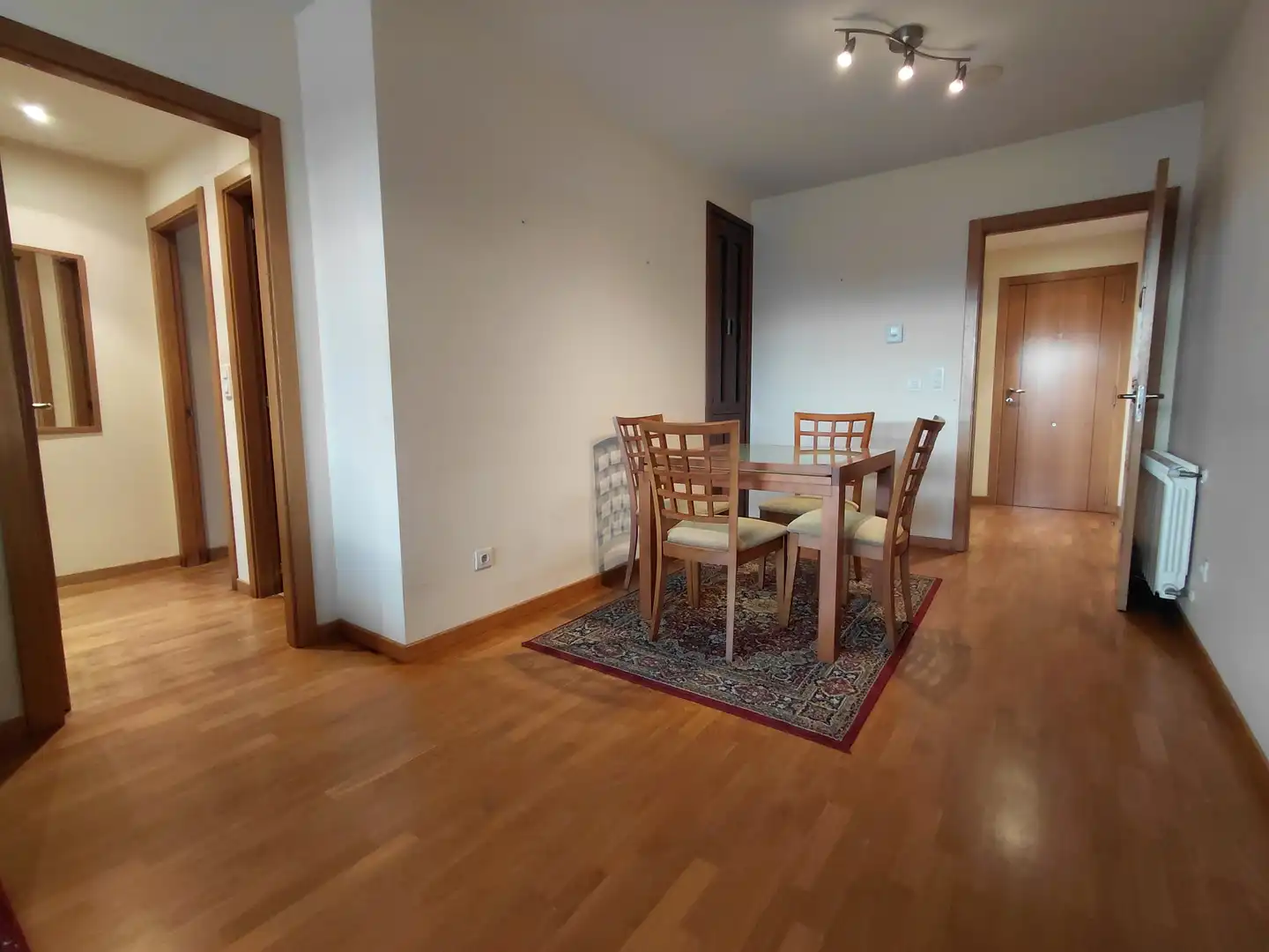 Esszimmer von Wohnung zum Verkauf in Oleiros mit Heizung, Parkett und Möbliert