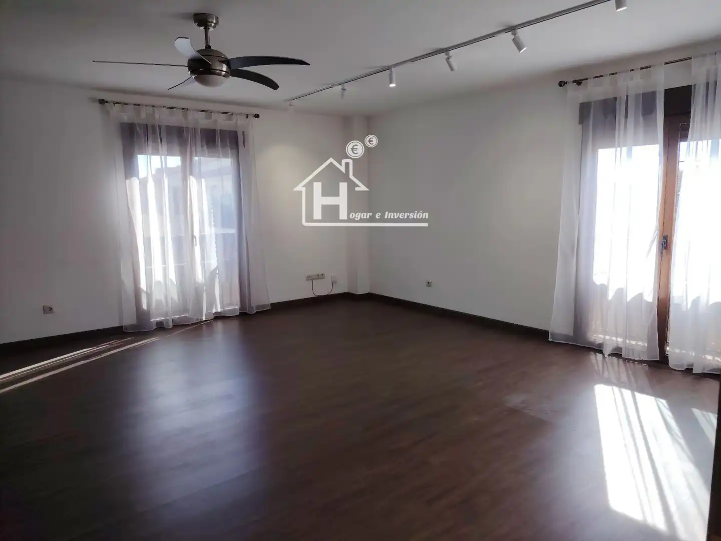 Wohnzimmer von Wohnung zur Miete in Meco mit Klimaanlage, Heizung und Terrasse