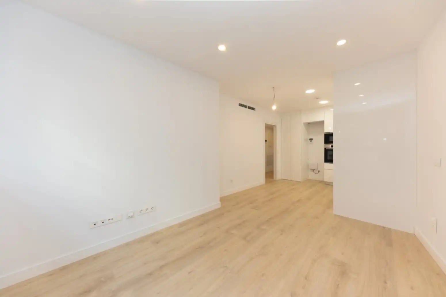 Pis amb terrassa en venda a Cornellà de Llobregat - Calle MOSSEN JAUME SOLER, imagen 25