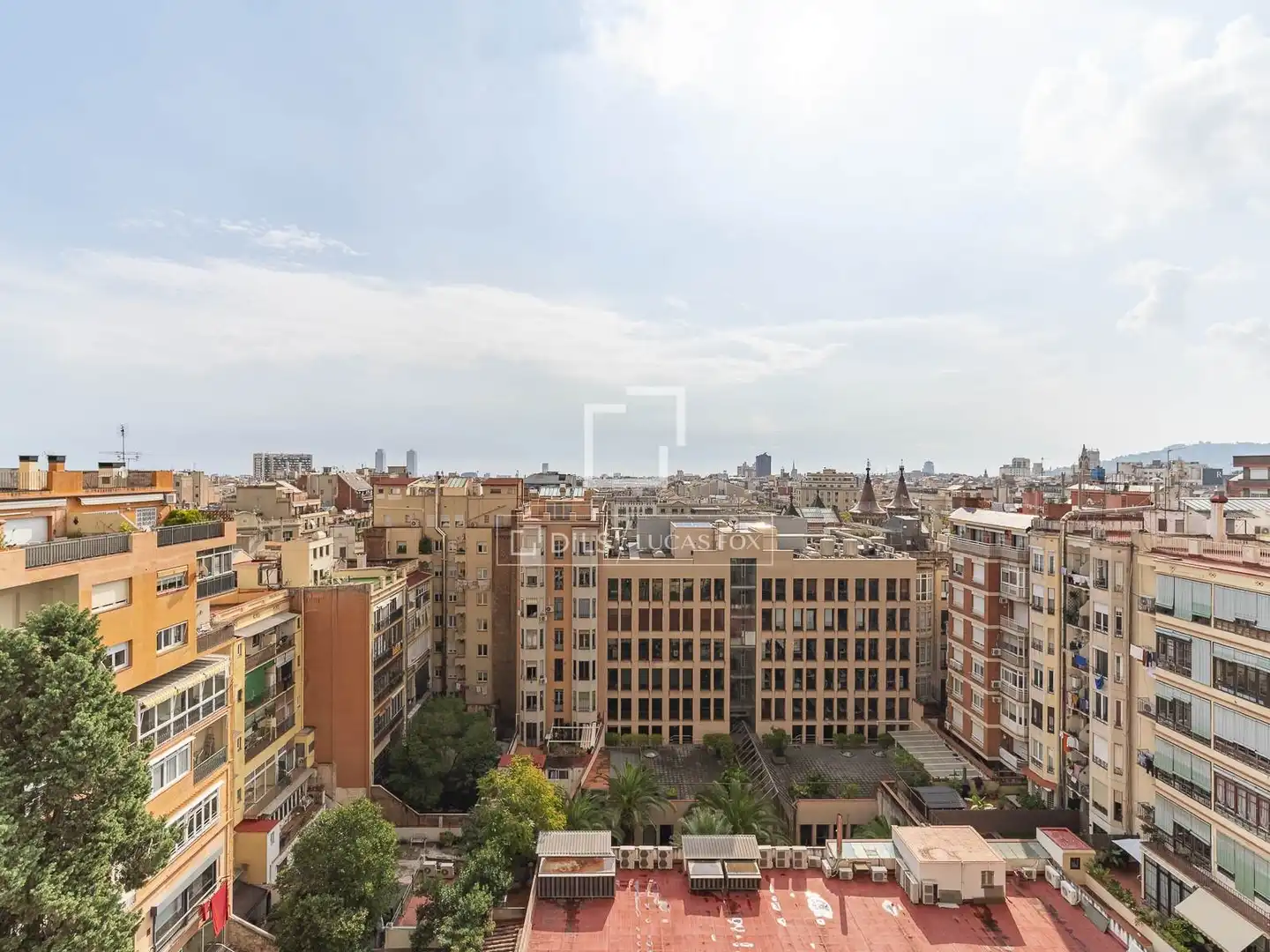 Exterior view of Flat for sale in Barcelona  with Air Conditioner, Heating and Terrace