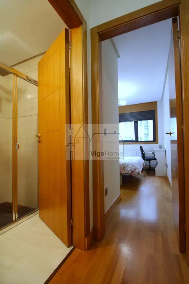 Bedroom of Flat for rent in Vigo   with Heating, Swimming Pool and Furnished