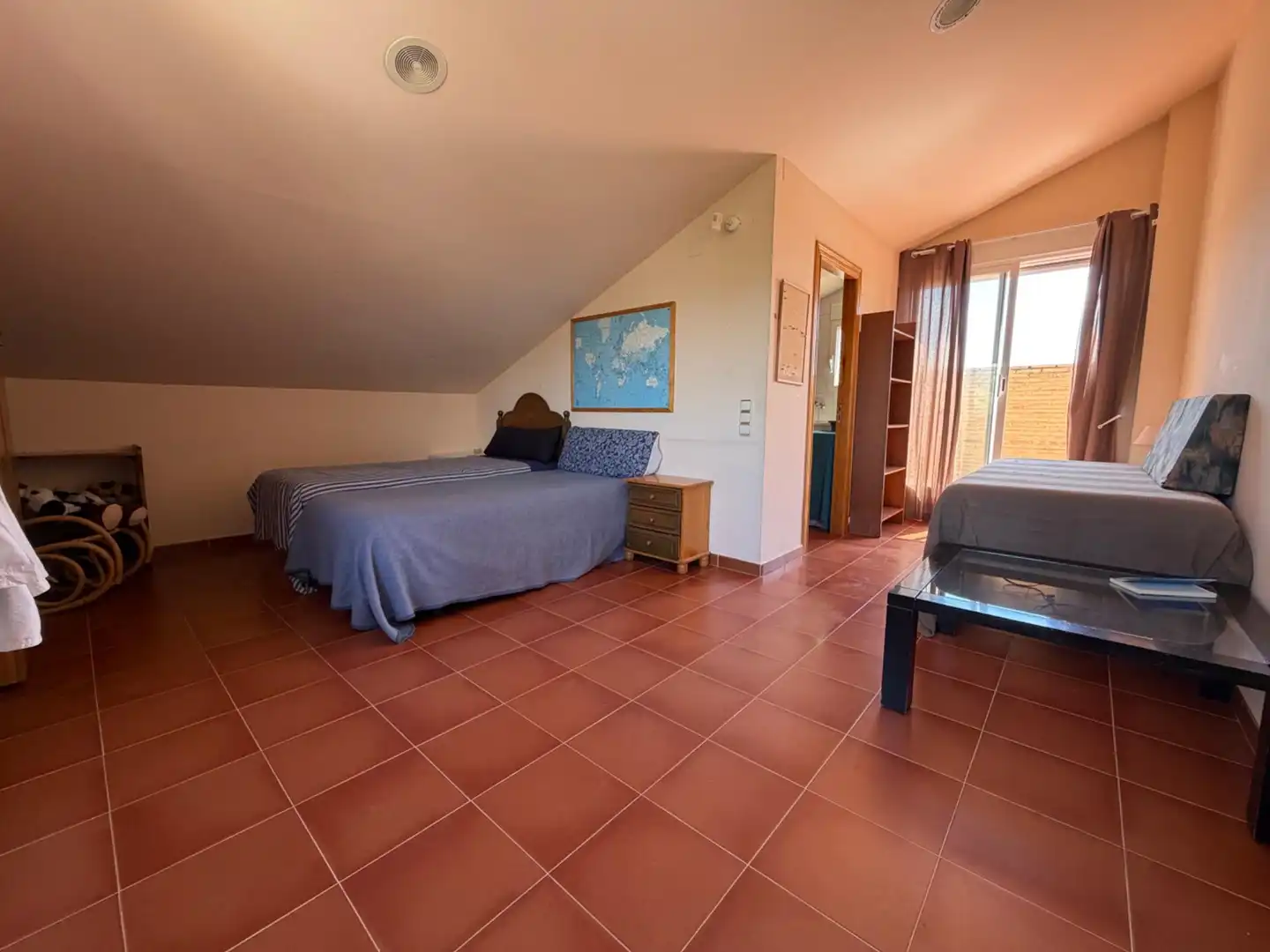 Habitación de Casa o chalet en venta en Llíria con Calefacción, Jardín privado y Terraza