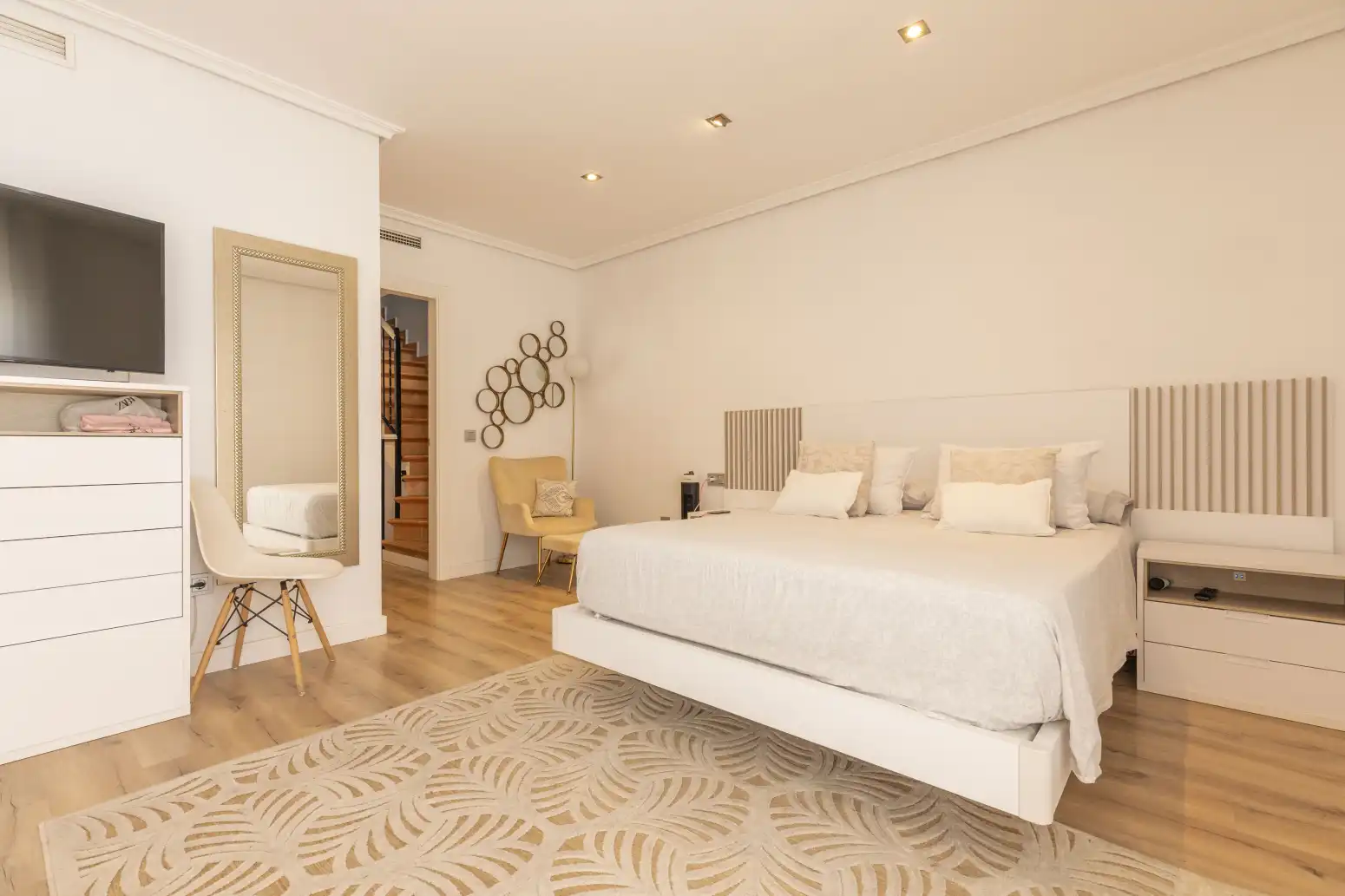 Bedroom of Houses for sale in Foios  with Air Conditioner, Heating and Terrace