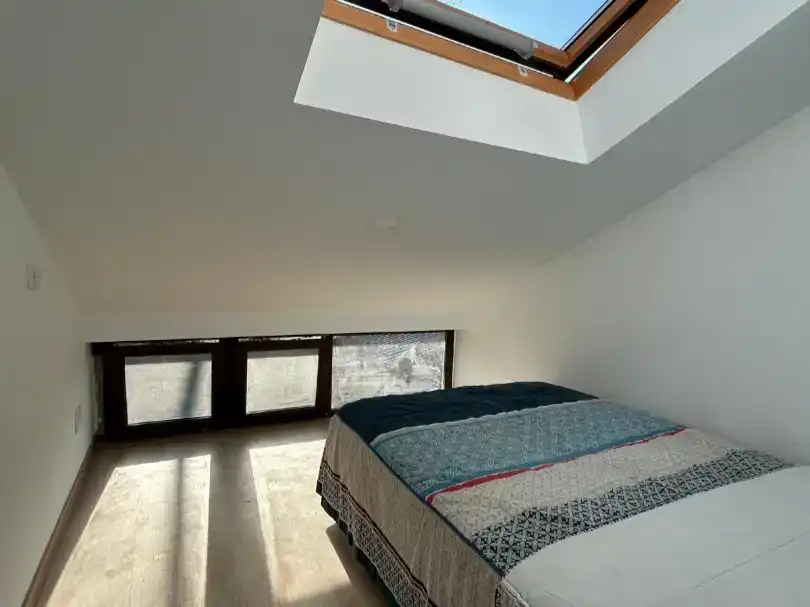 Dormitori de Casa adosada en venda en Fisterra amb Jardí privat, Parquet i Moblat