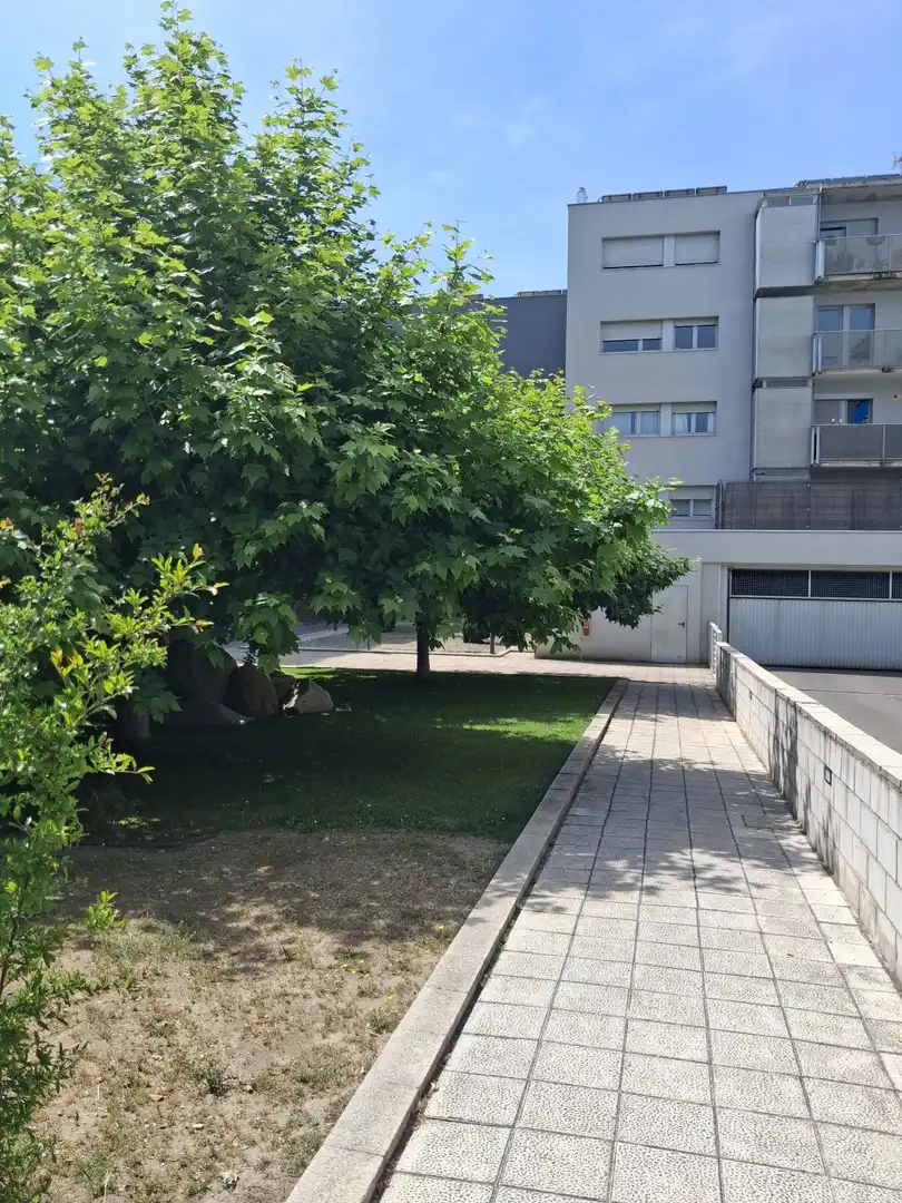 Aparcament de Pis en venda en Colmenar Viejo amb Calefacció, Terrassa i Traster