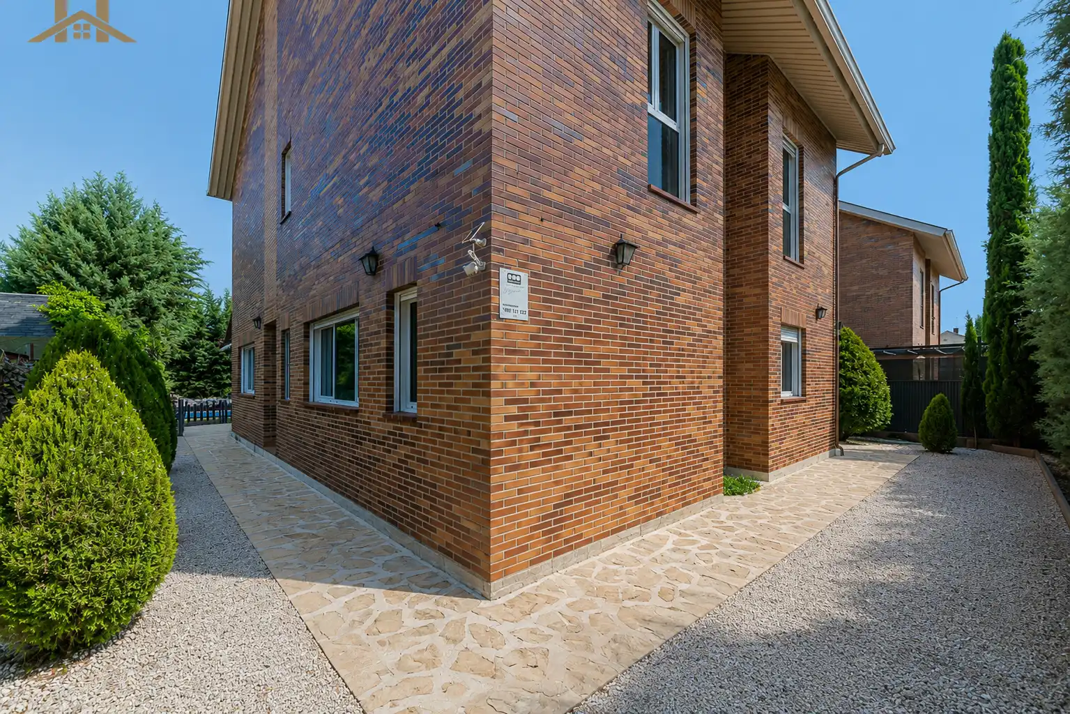Vista exterior de Casa o chalet en venta en Las Rozas de Madrid con Aire acondicionado, Calefacción y Jardín privado