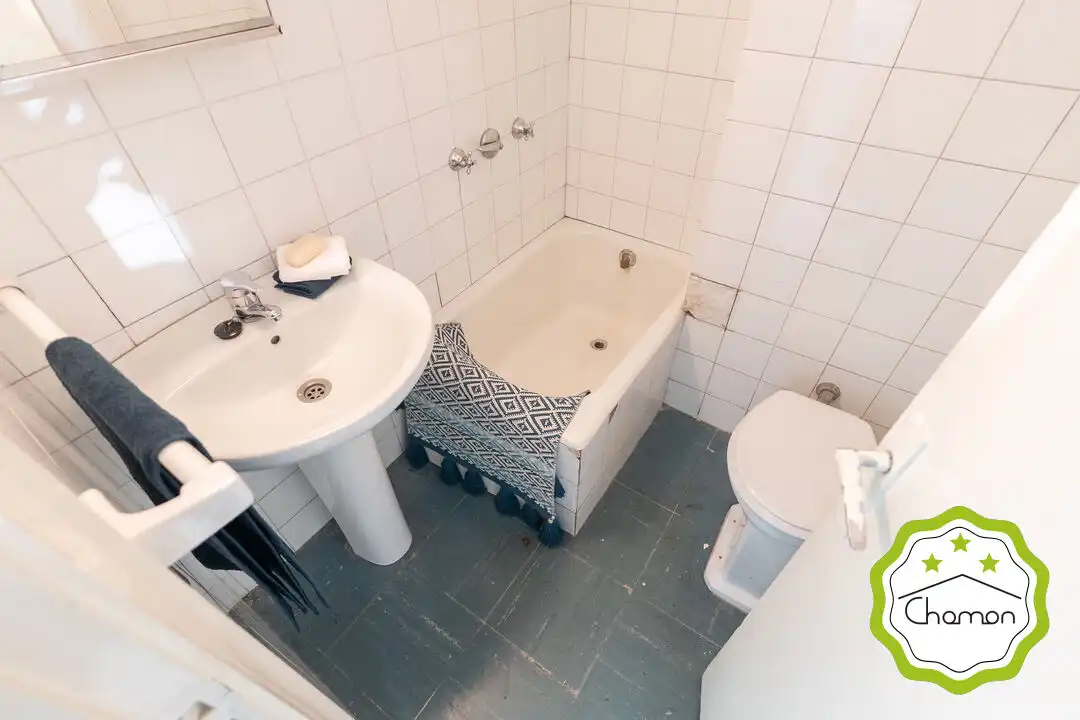Baño de Piso en venta en Bilbao  con Calefacción, Jardín privado y Terraza