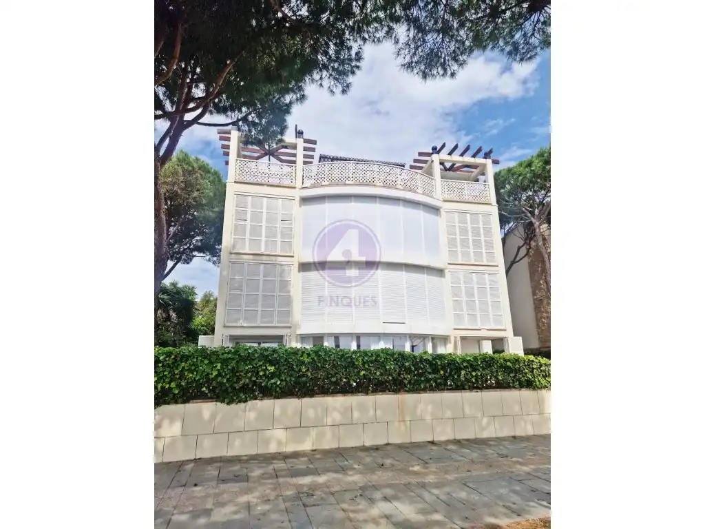 Exterior view of Flat for rent in Castell d'Aro, Platja d'Aro i s'Agaró  with Air Conditioner and Furnished