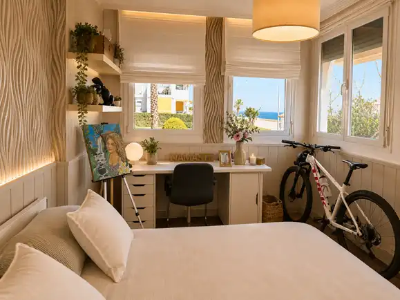 Habitación de Apartamento en venta en Torrox con Aire acondicionado, Calefacción y Jardín privado