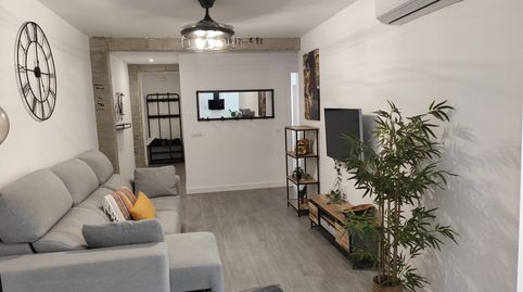 Foto 2 de Piso de alquiler en Alfalfa - Santa Cruz, Sevilla Capital