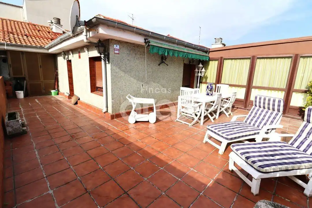 Terraza de Ático en venta en Santurtzi  con Calefacción, Terraza y Amueblado