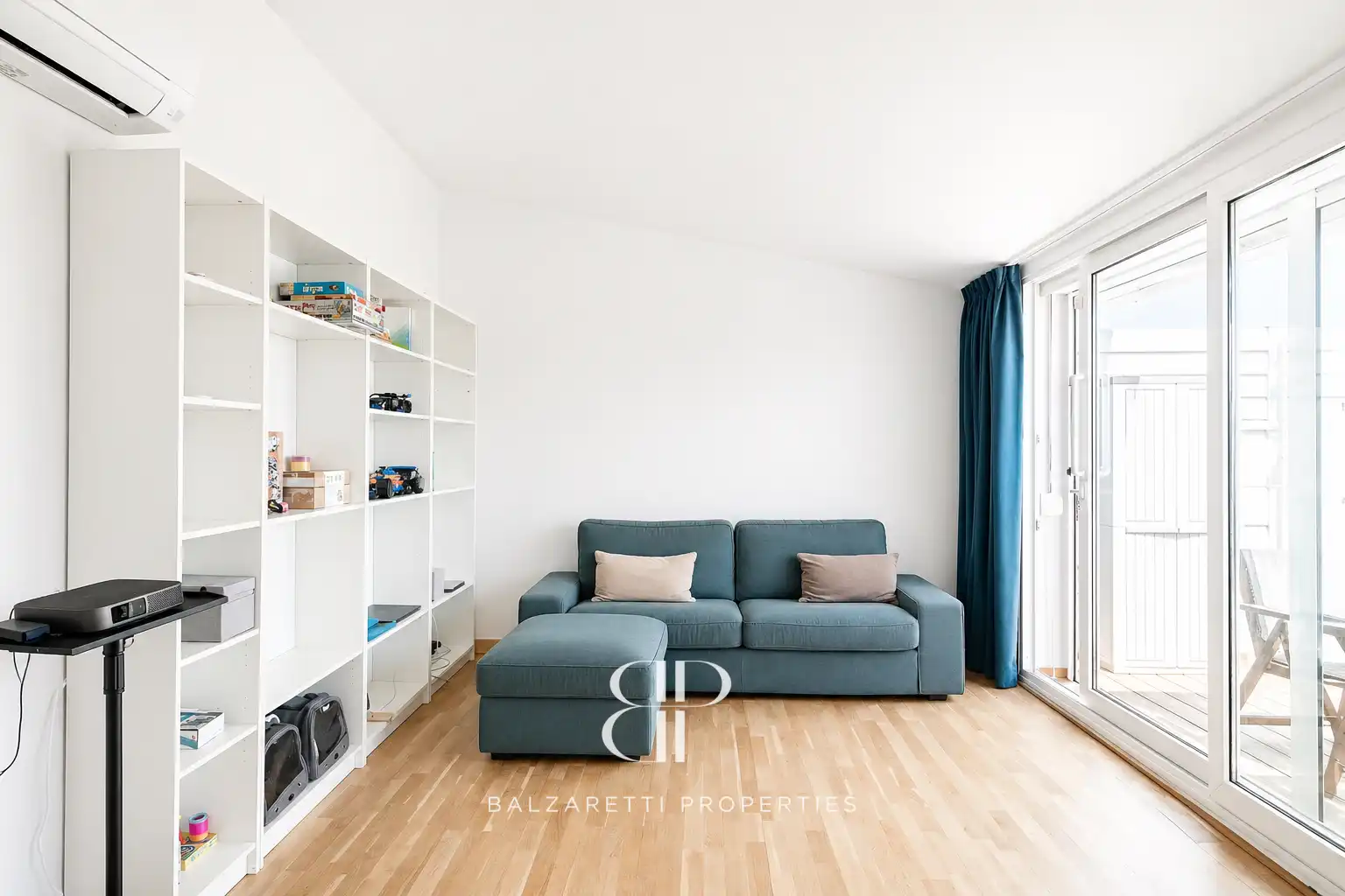 Sala d'estar de Casa o xalet en venda en Tiana amb Aire condicionat, Calefacció i Parquet