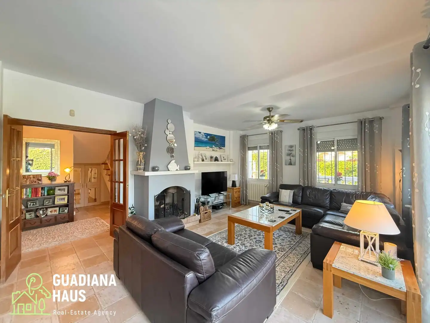 Living room of Houses for sale in Isla Cristina  with Air Conditioner, Heating and Private garden