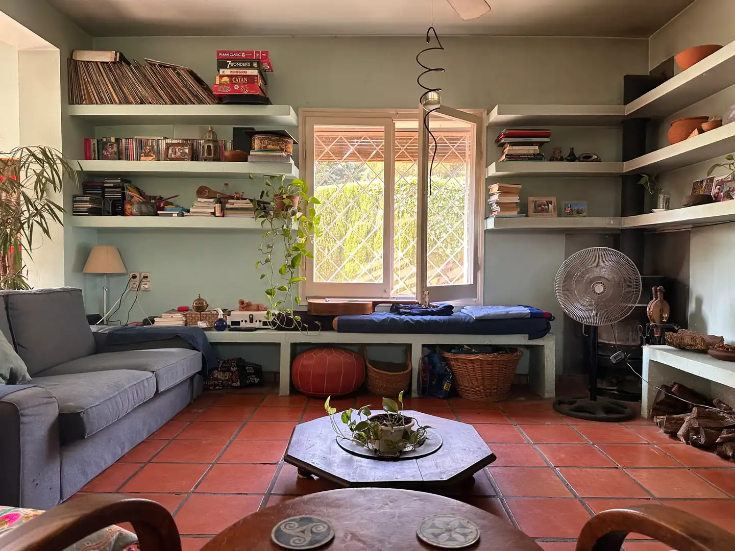 Sala d'estar de Casa o xalet en venda en Aiguamúrcia amb Calefacció, Jardí privat i Terrassa