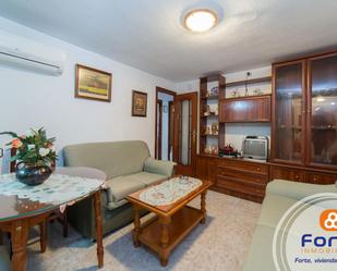 Living room of Flat for sale in  Córdoba Capital  with Air Conditioner and Heating