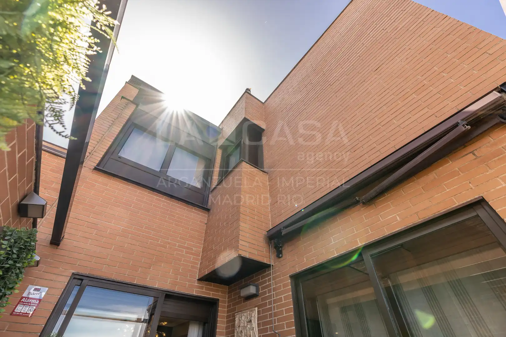 Vista exterior de Dúplex en venda en Ciudad Lineal