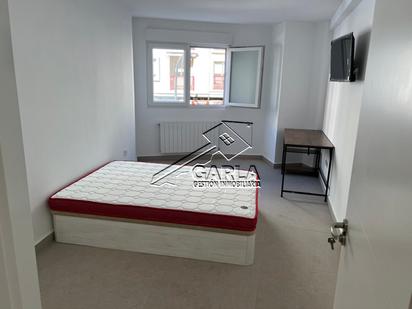 Schlafzimmer von Wohnung zum verkauf in Salamanca Capital mit Terrasse und Balkon