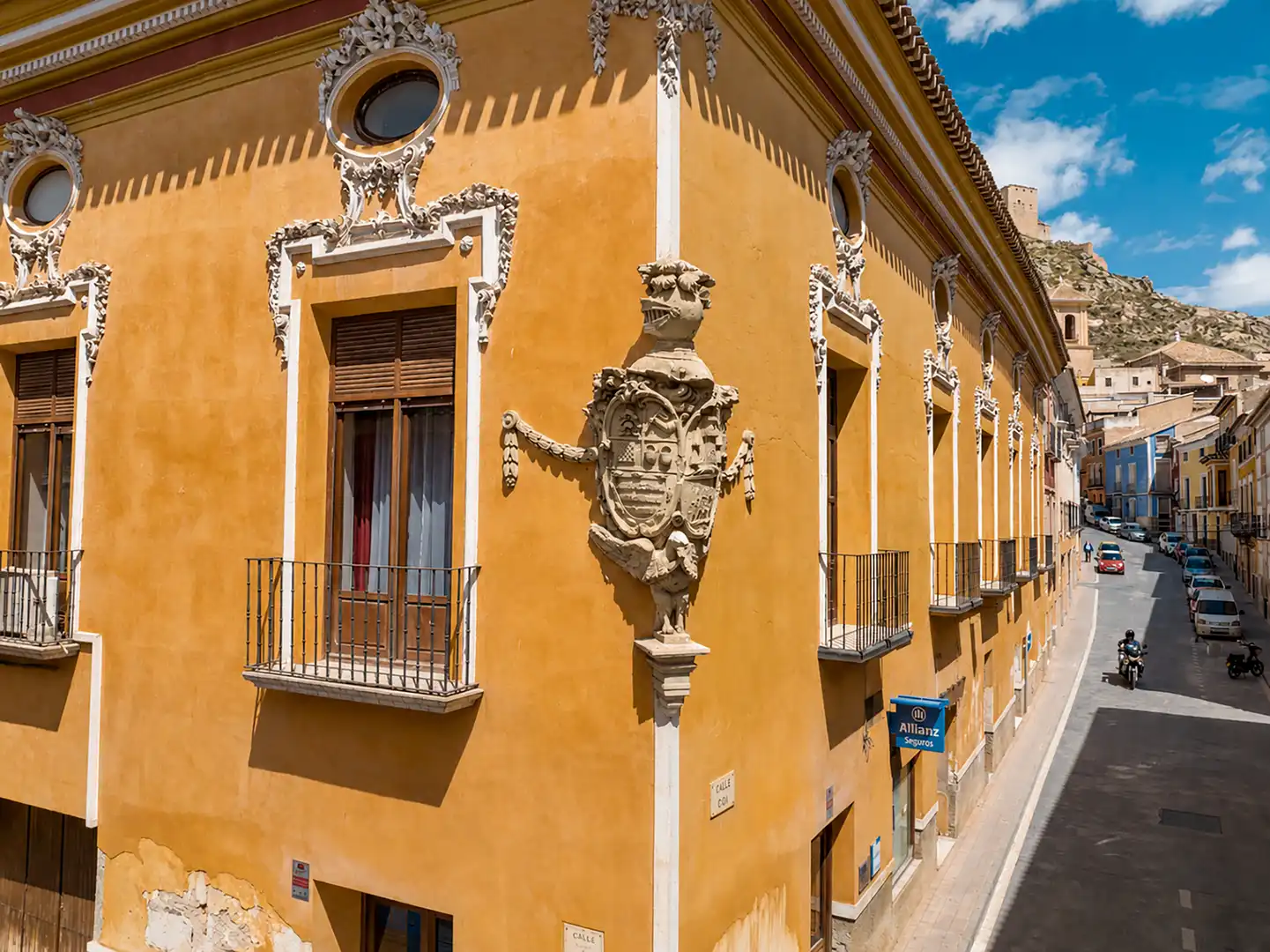 Vista exterior de Edifici en venda en Mula amb Alarma