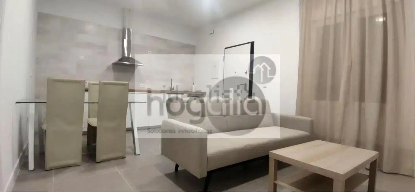 Ground floor to rent in San Pablo - Santa Justa