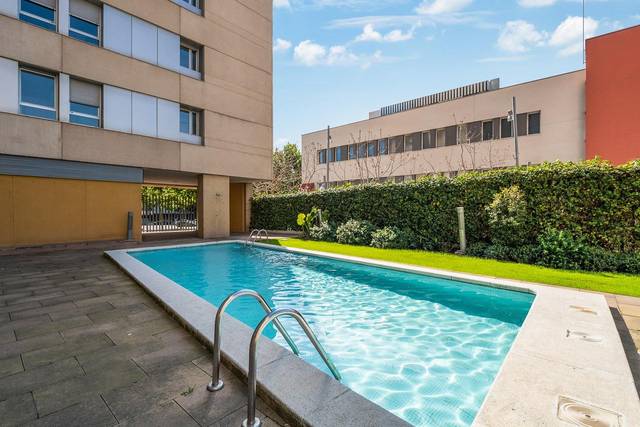 Piso en Venta en Avenida d'Eduard Maristany en El Besós i el Maresme