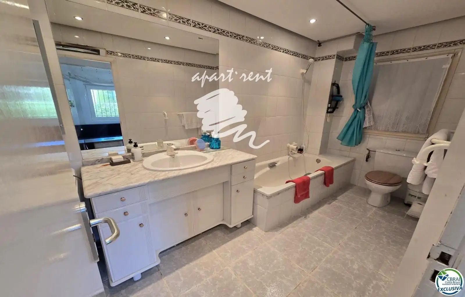 Baño de Piso en venta en Empuriabrava con Aire acondicionado, Calefacción y Terraza