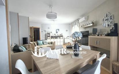 Living room of Flat for sale in Illescas  with Air Conditioner, Terrace and Balcony