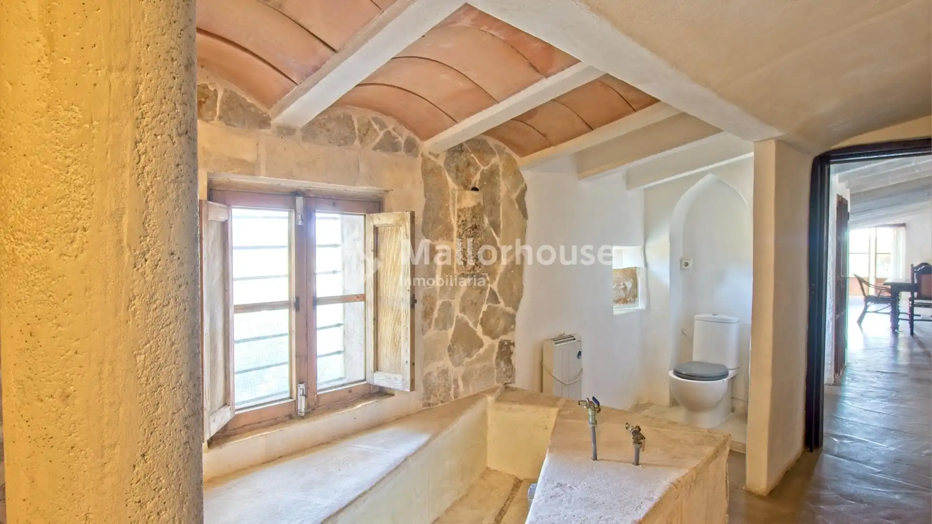 Bathroom of Country homes for sale in Ariany  with Air Conditioner, Private garden and Terrace