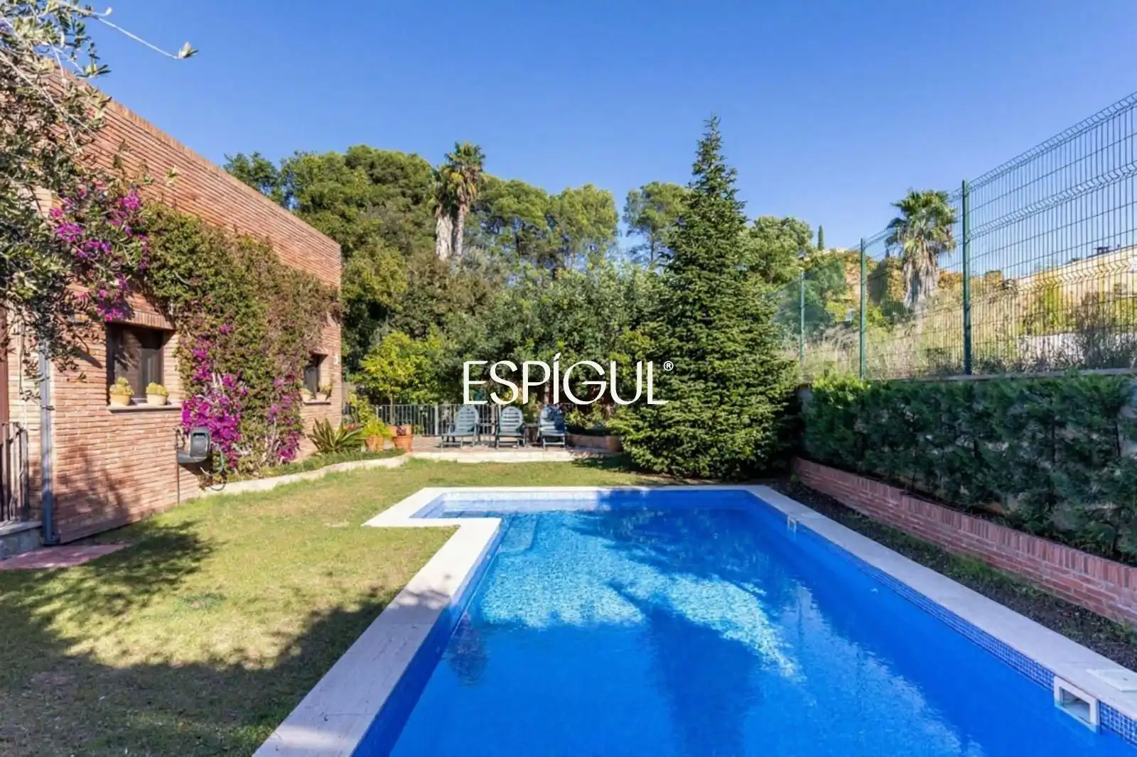 Piscina de Casa o chalet en venta en Sant Cugat del Vallès con Aire acondicionado, Calefacción y Jardín privado