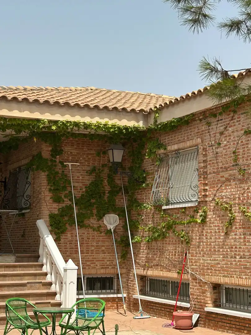 Terrassa de Casa o xalet en venda en San Vicente del Raspeig / Sant Vicent del Raspeig amb Aire condicionat, Calefacció i Jardí privat