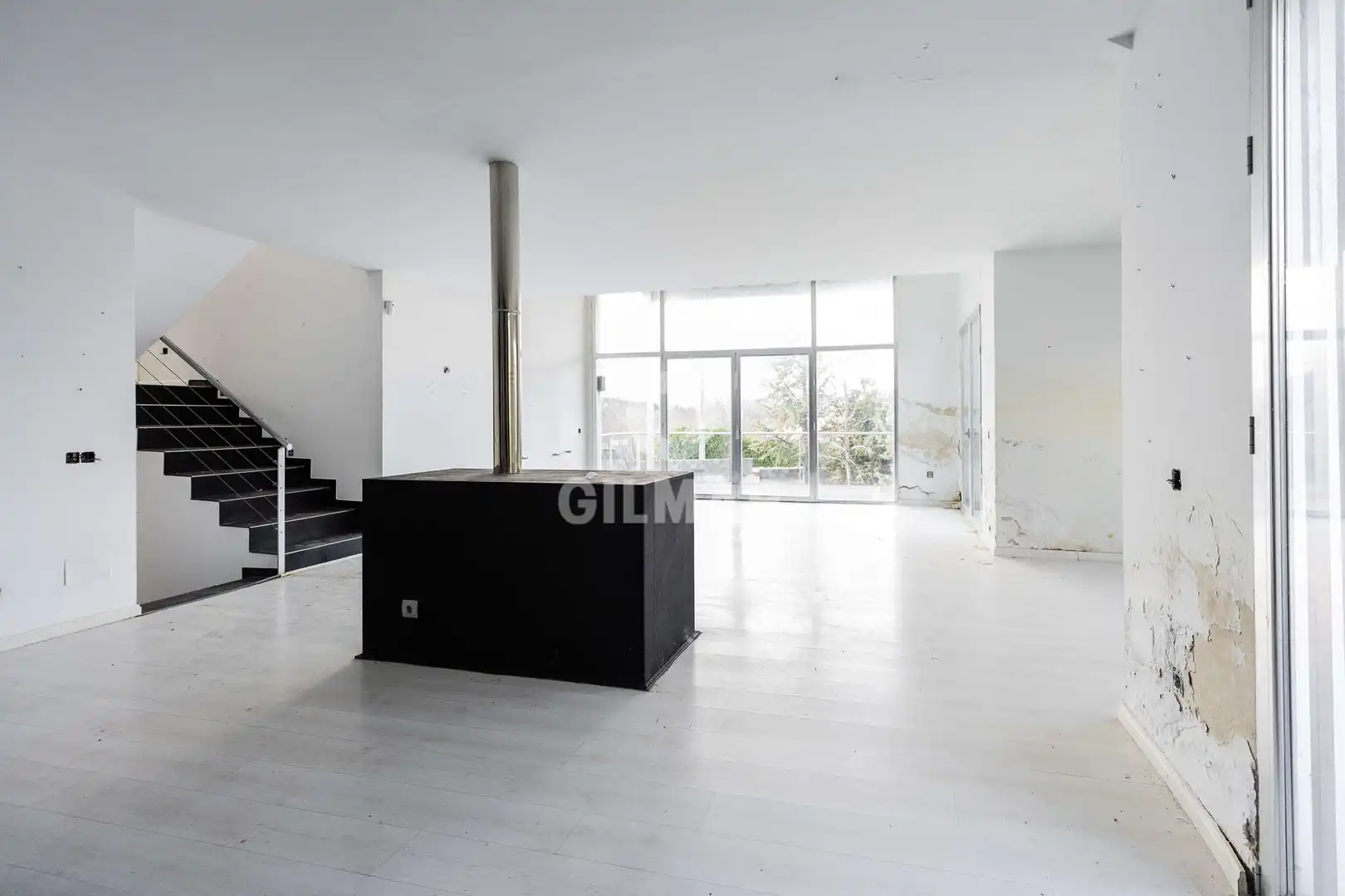 Sala de estar de Casa o chalet en venta en Becerril de la Sierra con Calefacción y Jardín privado