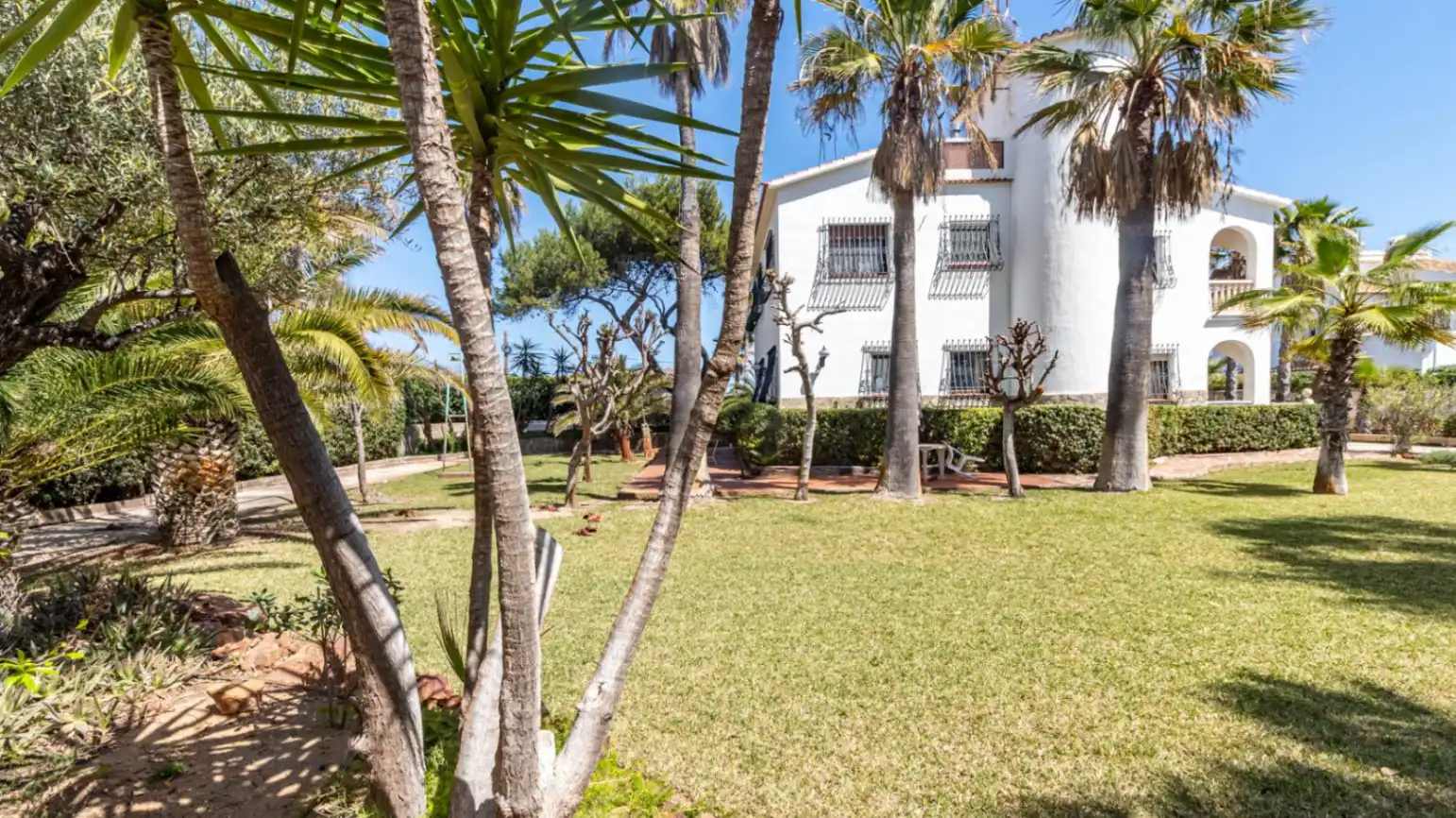 Jardí de Casa o xalet en venda en Dénia amb Aire condicionat, Calefacció i Jardí privat