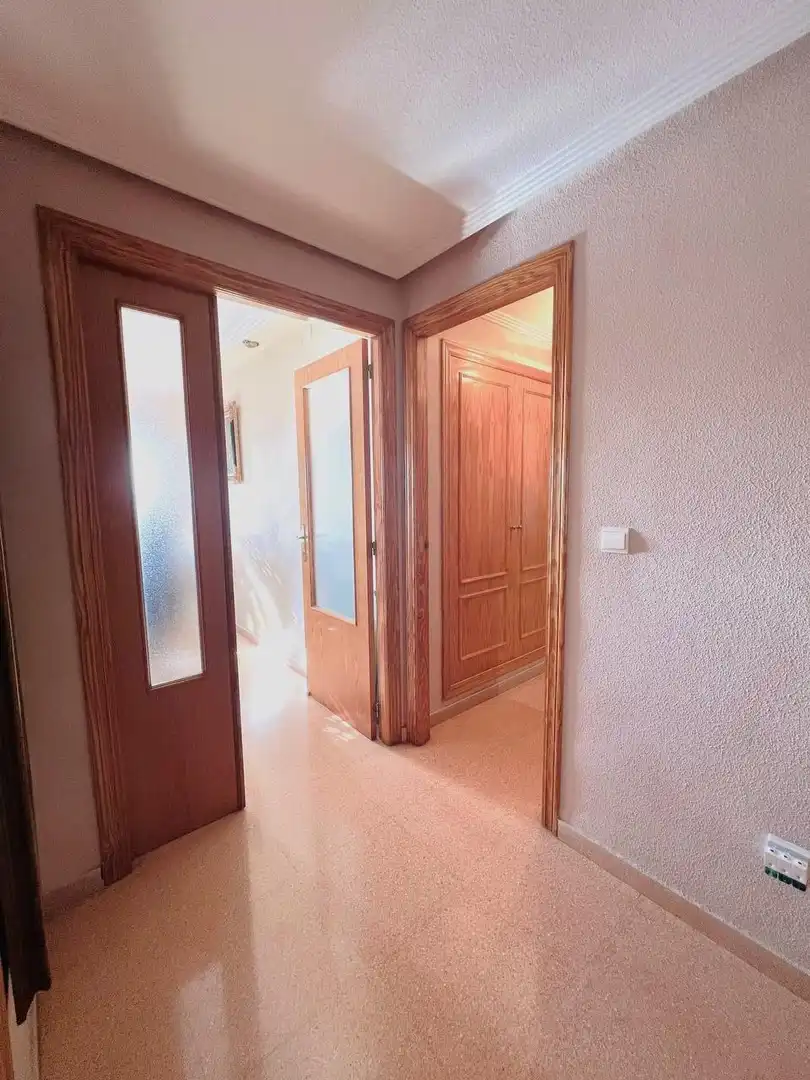 Piso en venta en Alicante / Alacant con Jardín privado, Terraza y Trastero