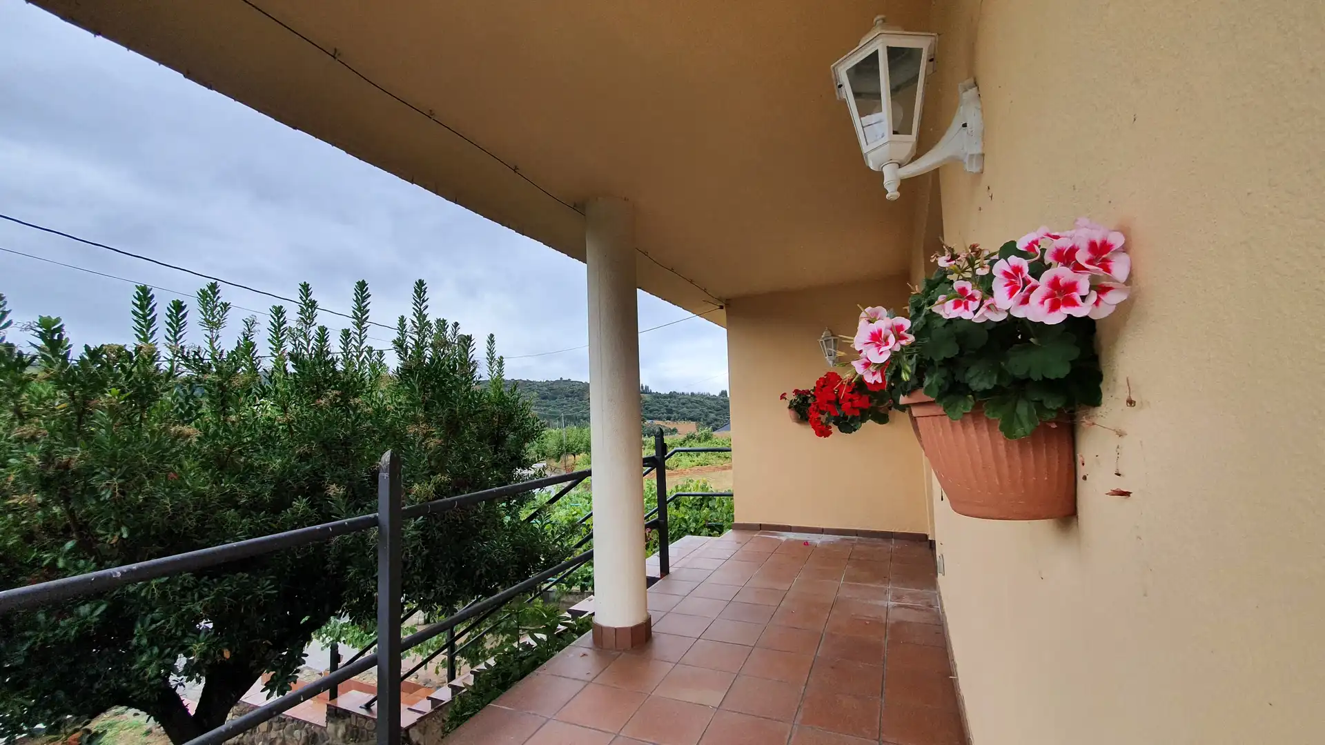 Terraza de Casa o chalet en venta en Vega de Espinareda con Calefacción, Jardín privado y Terraza