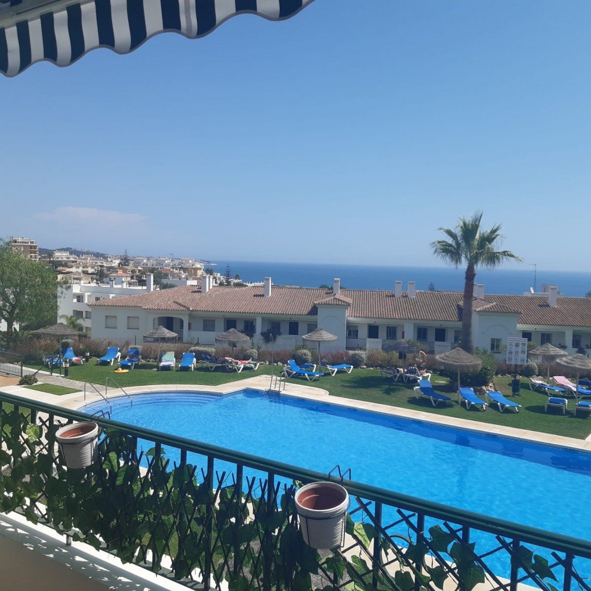 Swimming pool of Apartment for sale in Mijas  with Air Conditioner, Private garden and Terrace