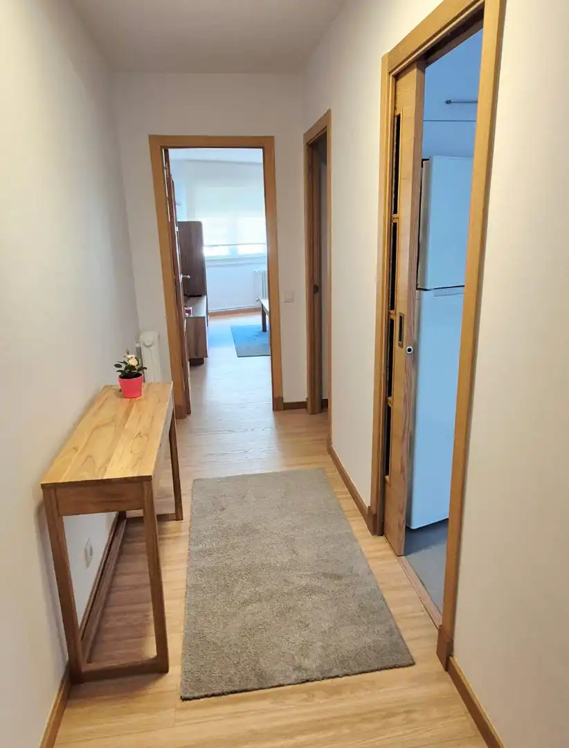 Piso de alquiler en Santiago de Compostela  con Calefacción, Parquet y Trastero