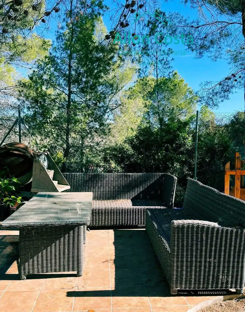 House with pool for sale in Relleu, imagen 4