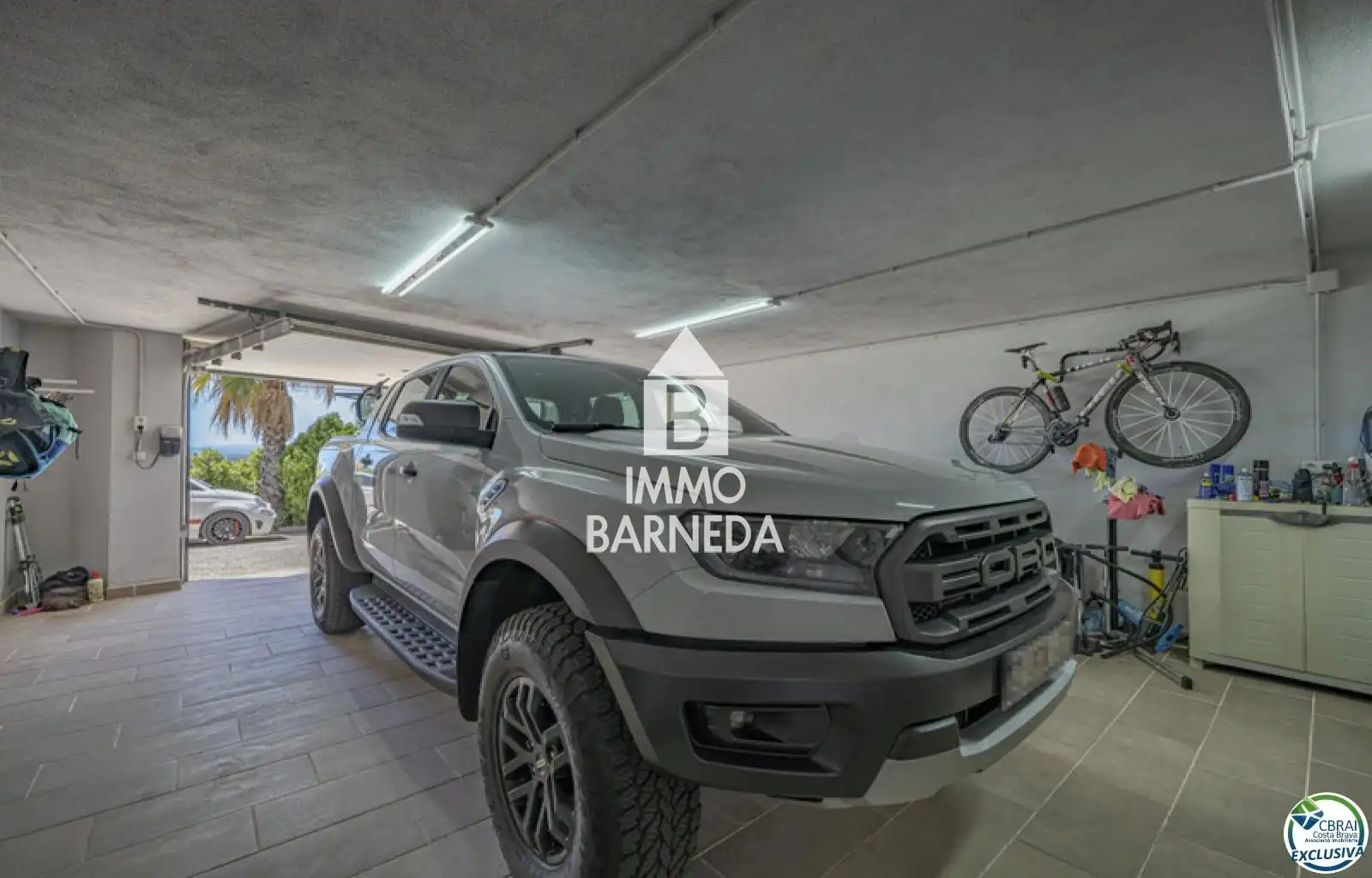 Parking de Casa o chalet en venta en Palau-saverdera con Calefacción, Jardín privado y Terraza