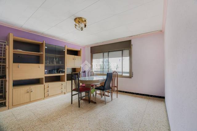 Piso en Venta en Carrer Santa Cecília en Ca n'Anglada