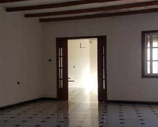 Flat for sale in Llerena