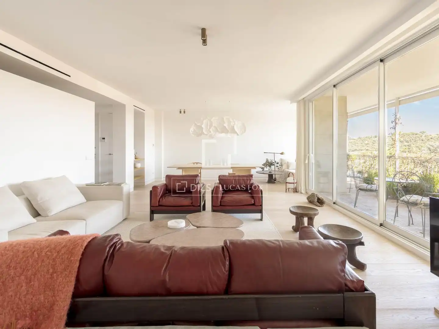 Living room of Flat for rent in Madrid  with Air Conditioner, Heating and Private garden