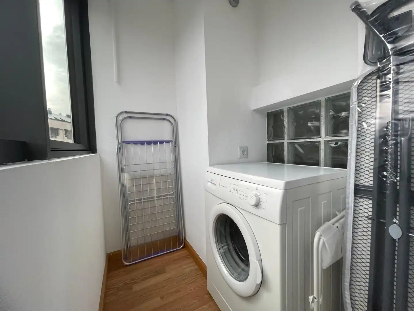 Schlafzimmer von Wohnung zur Miete in Ponferrada mit Möbliert und Balkon