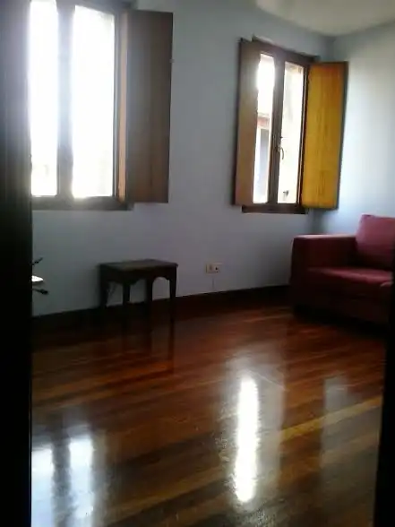 Sala d'estar de Pis en venda en Portugalete amb Calefacció, Moblat i Forn