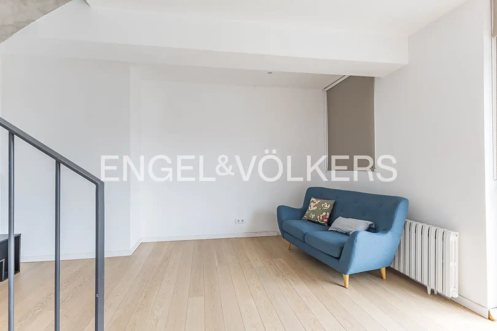 Sala d'estar de Àtic de lloguer en Barcelona amb Aire condicionat, Calefacció i Parquet