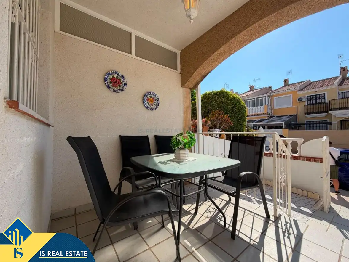 Terraza de Casa o chalet en venta en Torrevieja con Calefacción, Jardín privado y Terraza