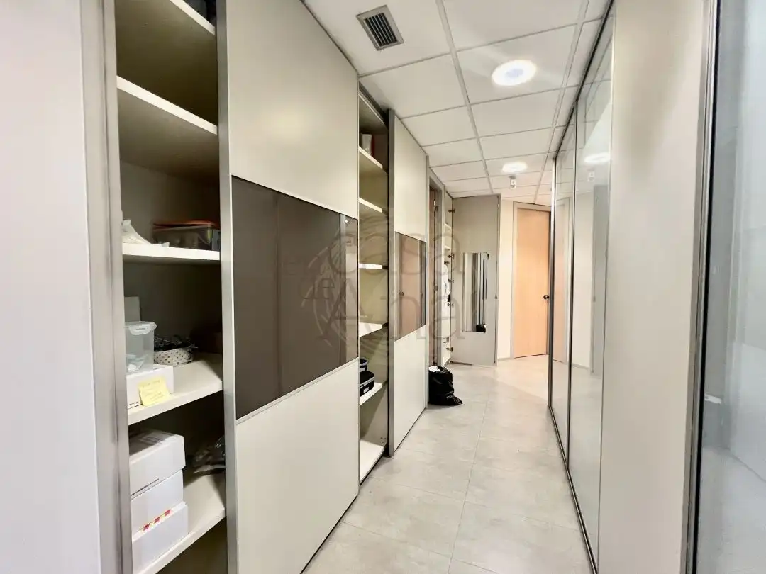 Bureau avec ascenseur à louer à Avda. Madariaga, imagen 12