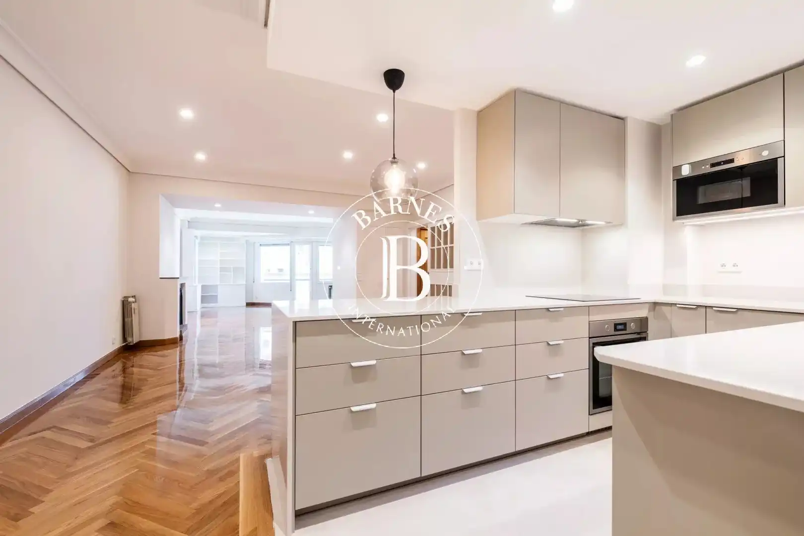Kitchen of Flat for rent in Madrid  with Air Conditioner, Heating and Terrace